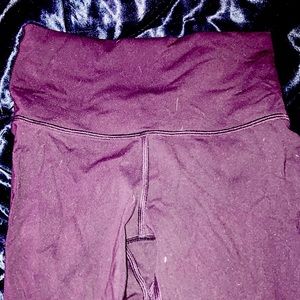 Lululemon burgundy leggings.
